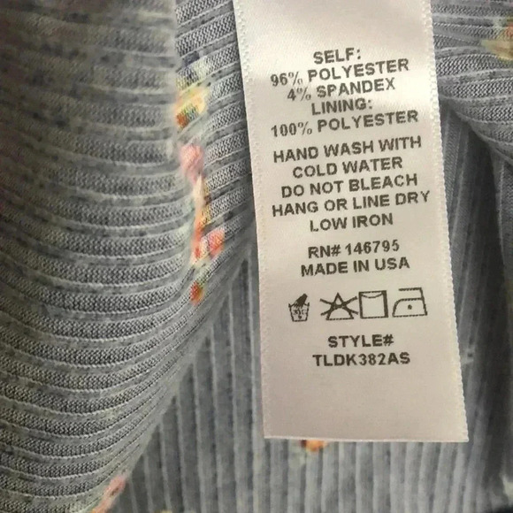 4Si3nna Women’s Blue Gathered Floral Blouse - Picture 6 of 8